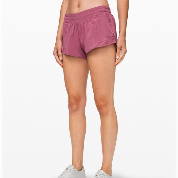 Lululemon Hotty Hot Short II *2.5" - Plumful - Picture 5 of 8